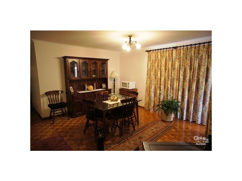 5 Standen Court, Oakden SA 5086