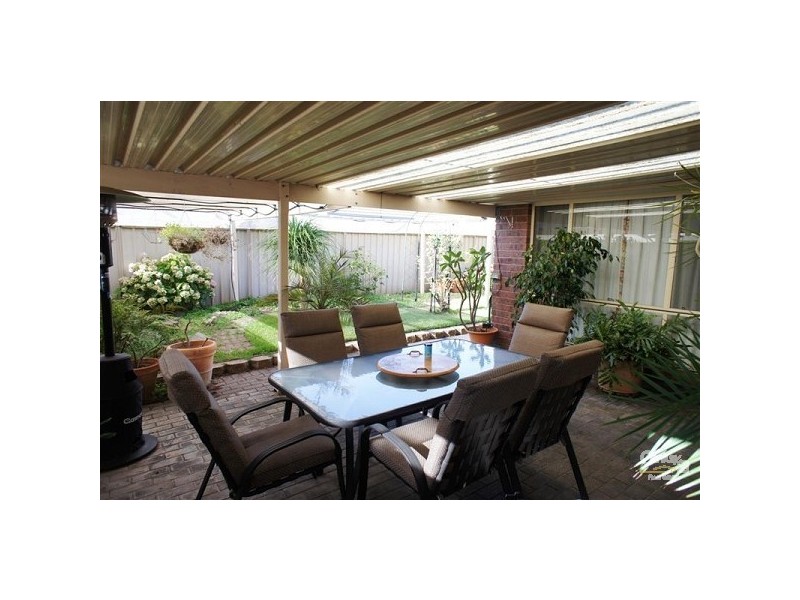 5 Standen Court, Oakden SA 5086