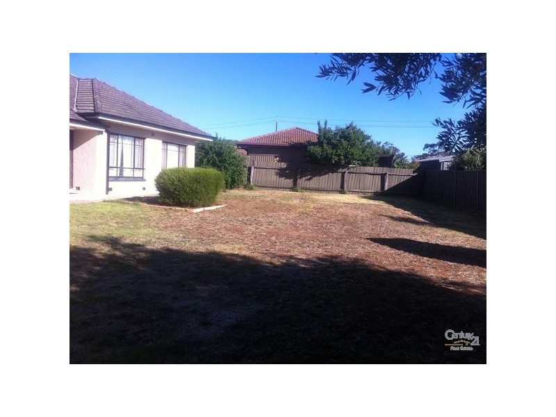 6 Spenfeld Court, Valley View SA 5093