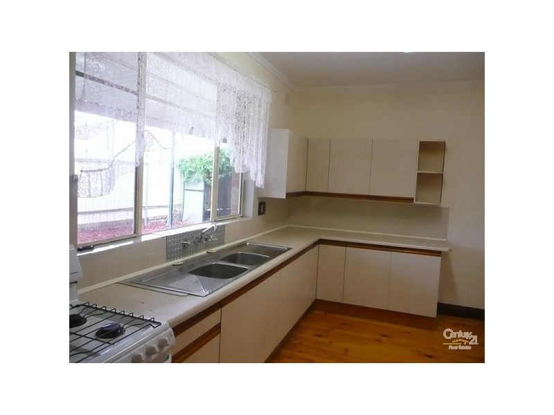 6 Spenfeld Court, Valley View SA 5093