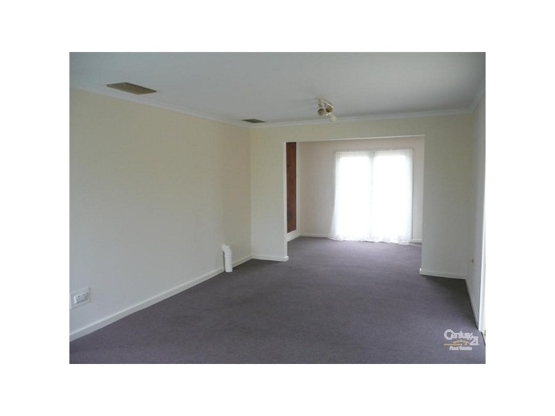 6 Spenfeld Court, Valley View SA 5093