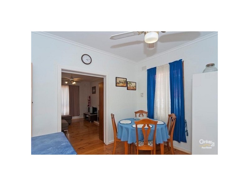 20 Campbell Road, Elizabeth Downs SA 5113