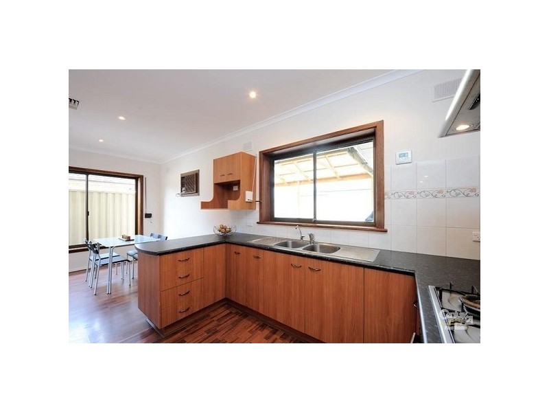 8a Esther Binks Avenue, Greenacres SA 5086