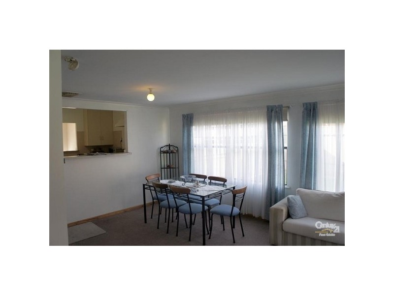 1 Chaucer Street, Clearview SA 5085