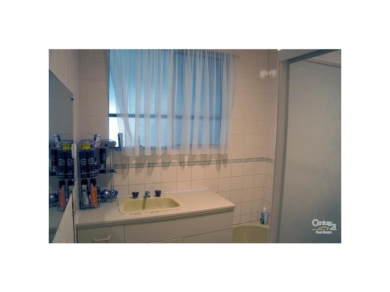 1 Chaucer Street, Clearview SA 5085