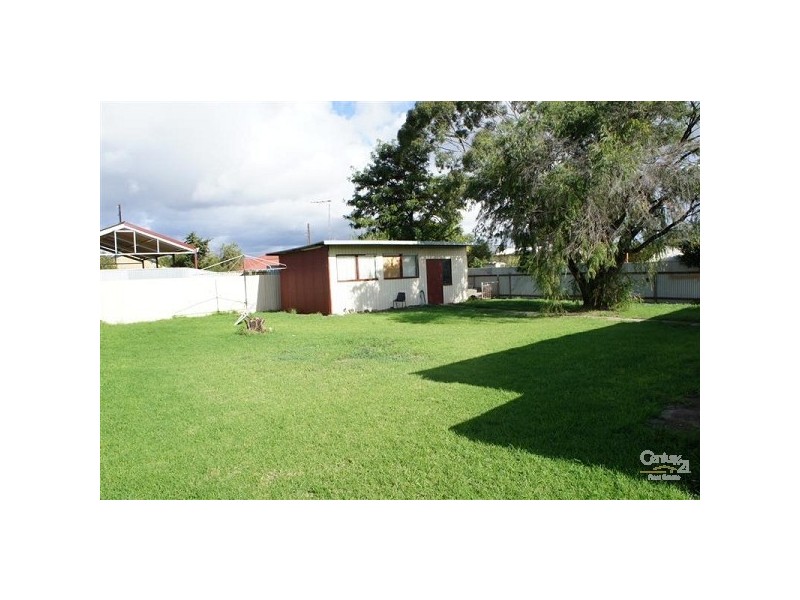 1 Chaucer Street, Clearview SA 5085