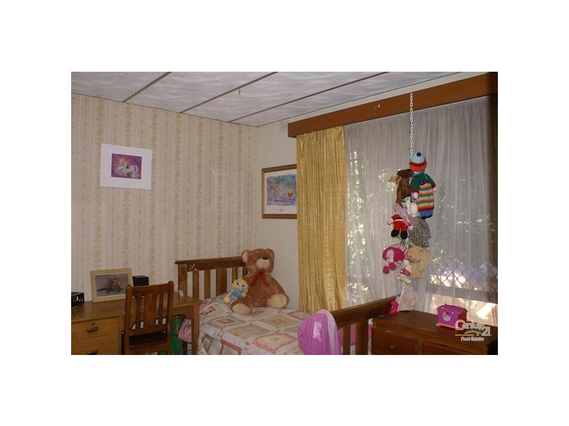 21 Haddington Street, Valley View SA 5093