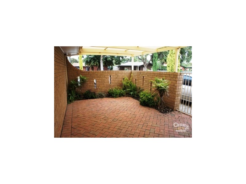 9 Middle Avenue, Paralowie SA 5108