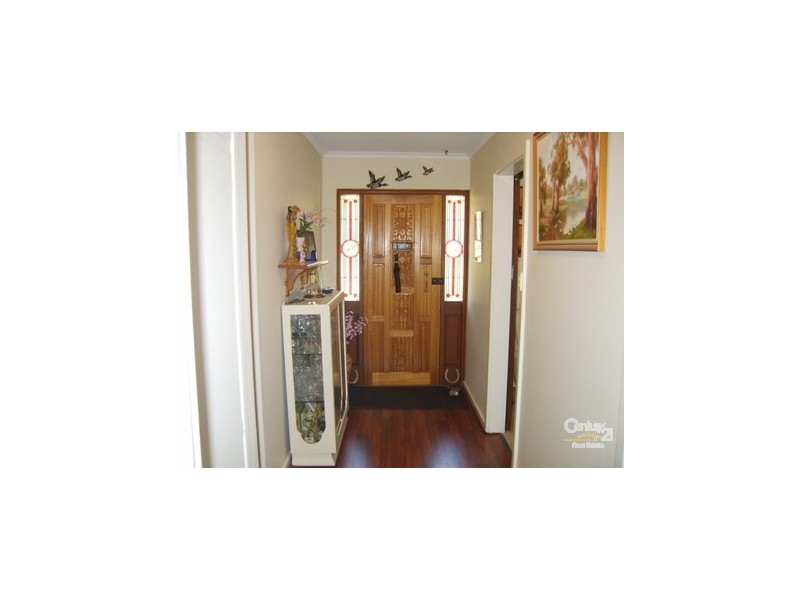 1 Gwinganna Crescent, Holden Hill SA 5088