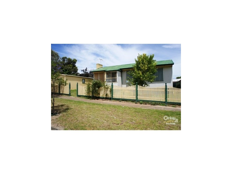 27 Melrose Avenue, Clearview SA 5085