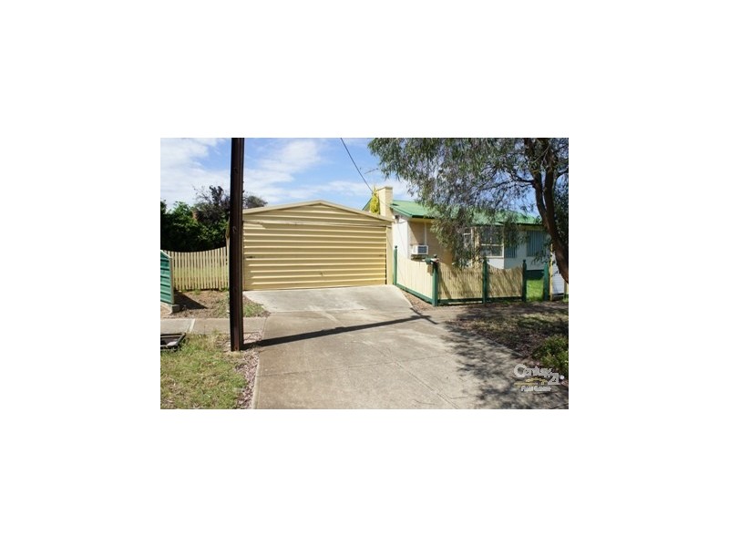 27 Melrose Avenue, Clearview SA 5085