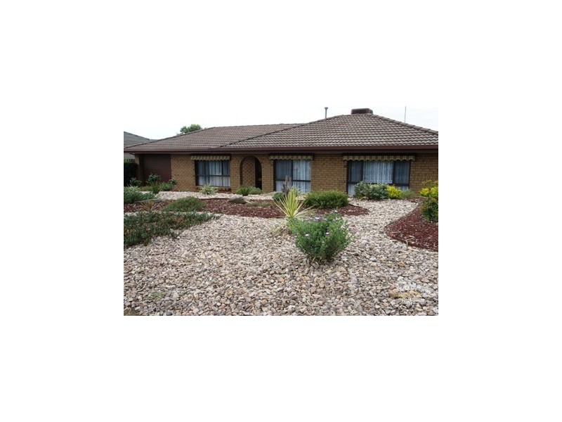 34 Hedgerow Drive, Gulfview Heights SA 5096