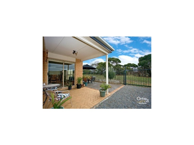 16 Redwood Close, Noarlunga Downs SA 5168