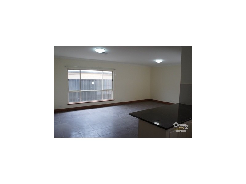 12 Melrose Avenue, Clearview SA 5085