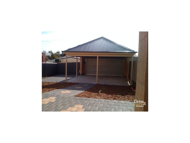 12 Melrose Avenue, Clearview SA 5085