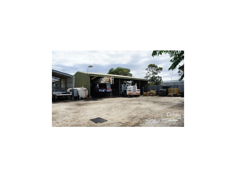 13 Thomas Street, Cavan SA 5094