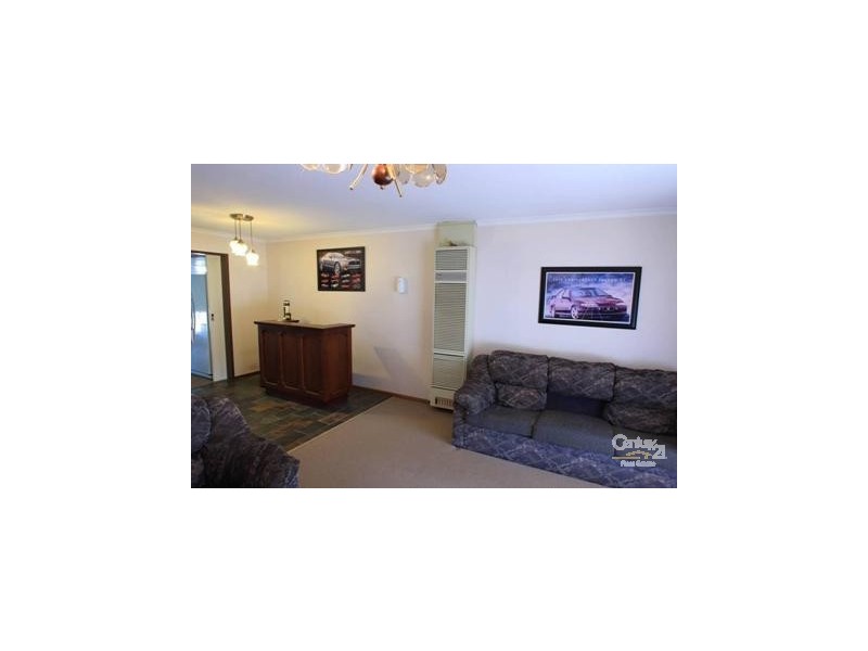 2 Simon Court, Parafield Gardens SA 5107