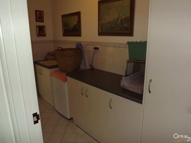 27A Orlando Avenue, Hampstead Gardens SA 5086