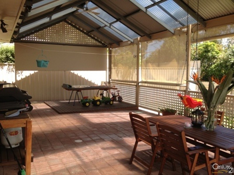 14 James Street, Vista SA 5091