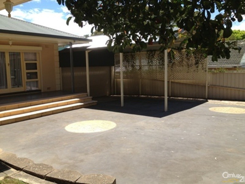 14 James Street, Vista SA 5091