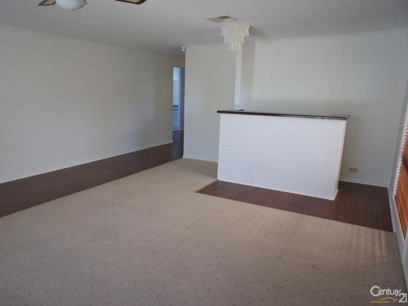 32 Hanbury Court, Oakden SA 5086