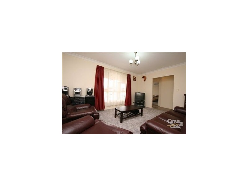 8 Greenlea Court, Munno Para West SA 5115