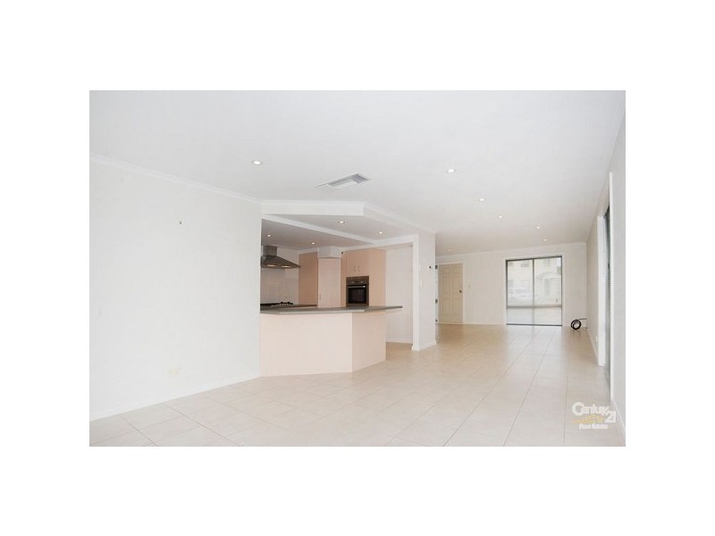 1 St Vincent Close, Hallett Cove SA 5158