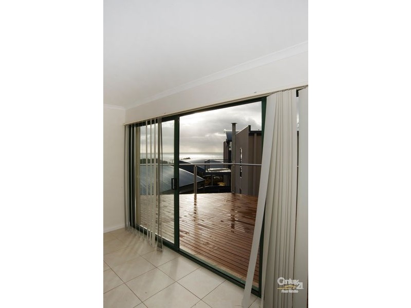 1 St Vincent Close, Hallett Cove SA 5158