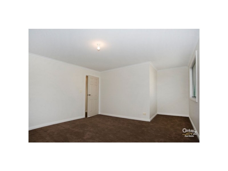 1 St Vincent Close, Hallett Cove SA 5158