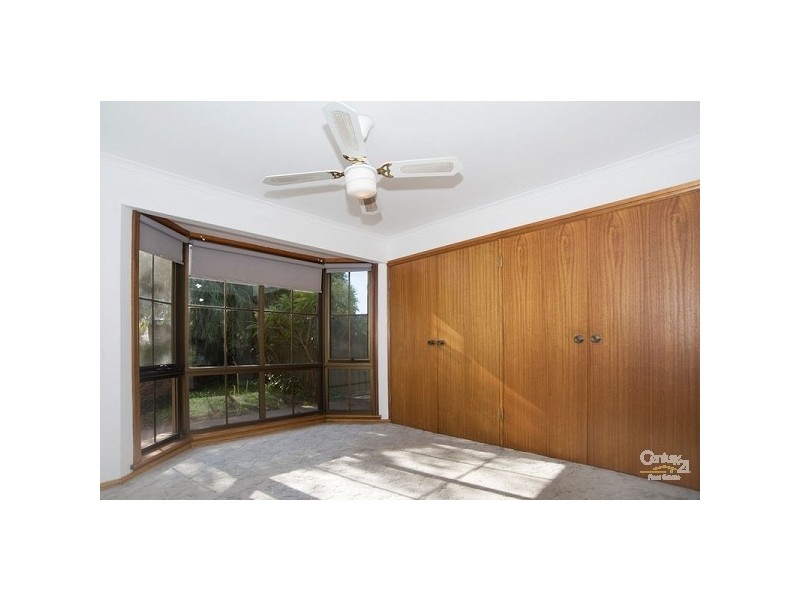 18 Beaconsfield Tce, Ascot Park SA 5043