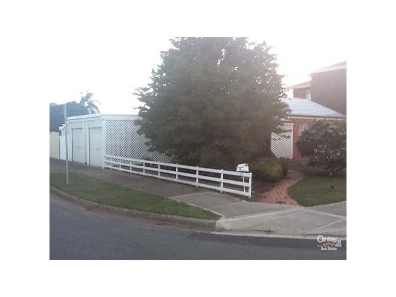 12 Broadford Crescent, Findon SA 5023