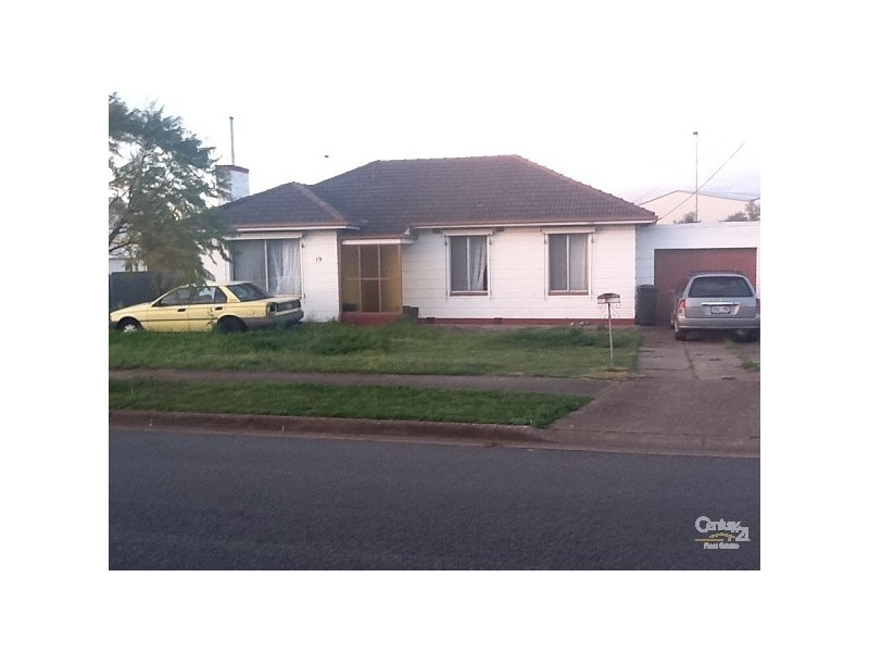 19 Broadford Crescent, Findon SA 5023