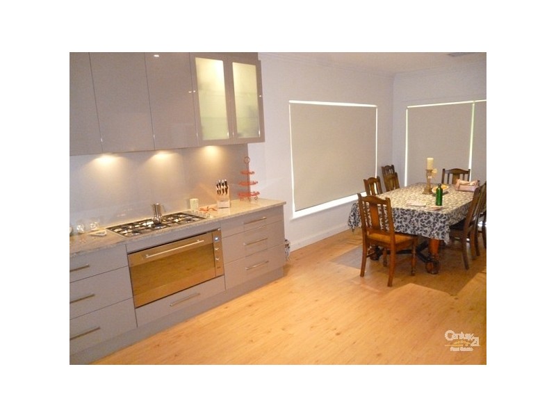 25 Greenbank Rd, Athelstone SA 5076