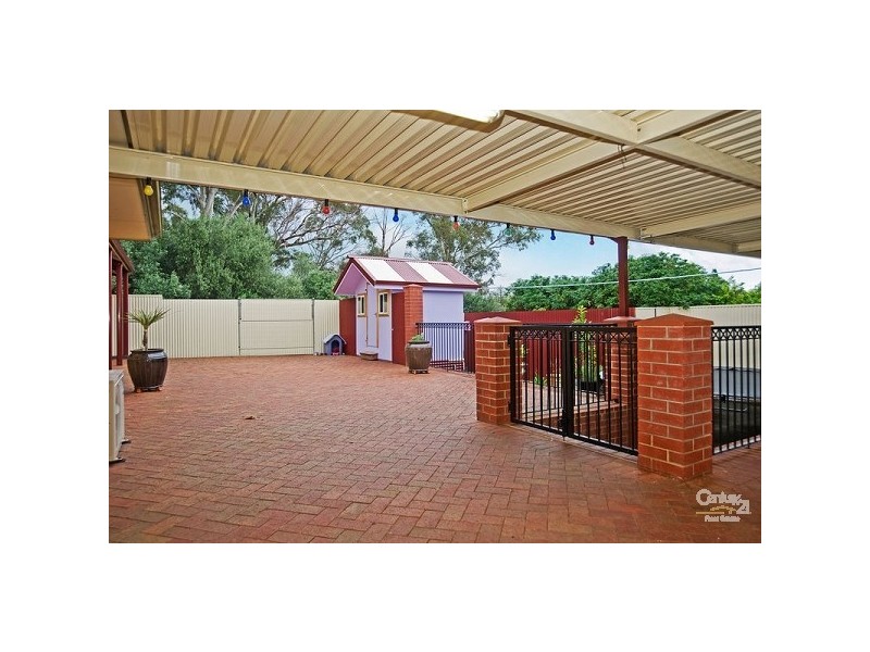 25 Greenbank Rd, Athelstone SA 5076