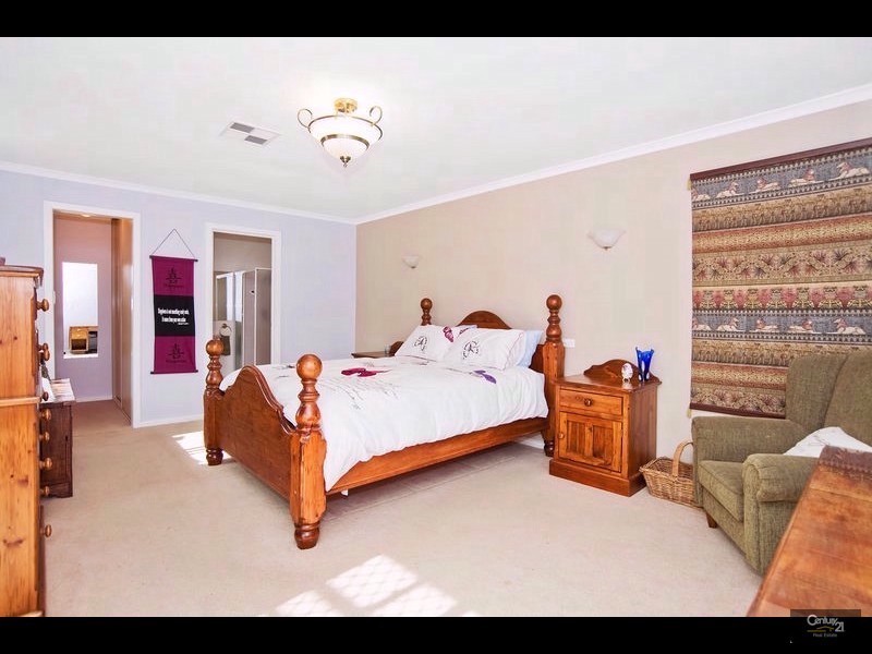 172 Target Hill Road, Salisbury Heights SA 5109