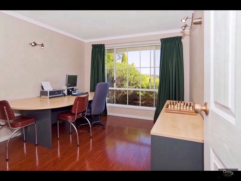 172 Target Hill Road, Salisbury Heights SA 5109