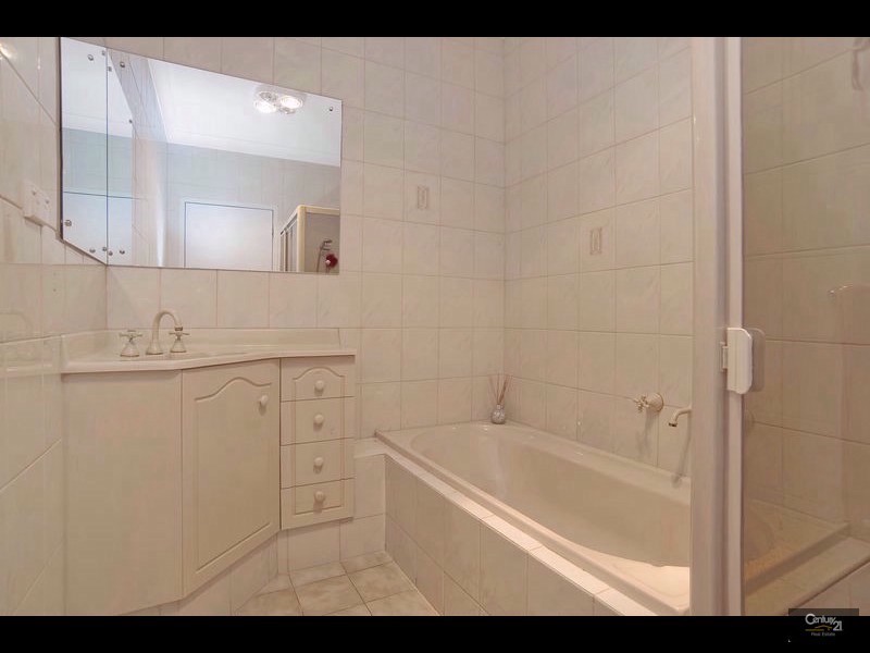 25 Greenbank Rd, Athelstone SA 5076