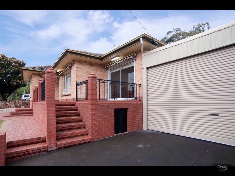 25 Greenbank Rd, Athelstone SA 5076