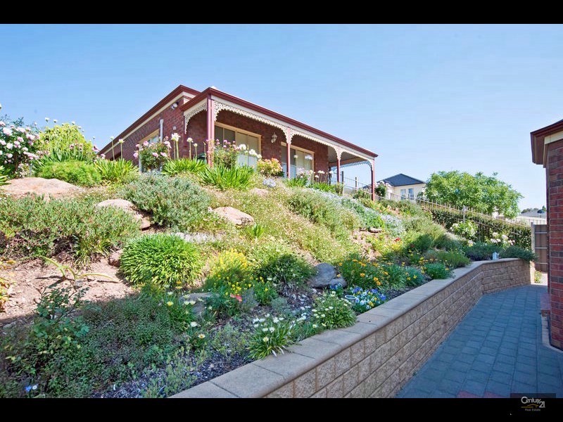 1 Waterview Crescent, Gulfview Heights SA 5096