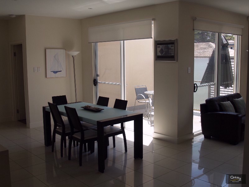 2/134 The Esplanade, Brighton SA 5048