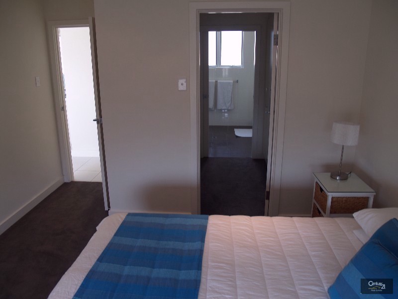 2/134 The Esplanade, Brighton SA 5048