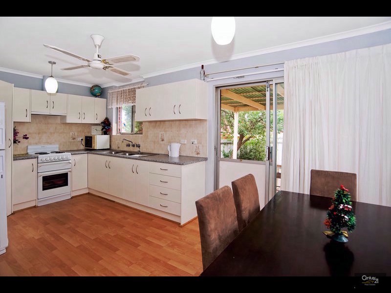 10 Kerrison Ave, Ridgehaven SA 5097