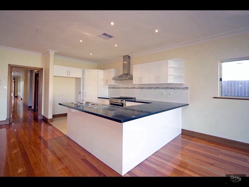 16 Welland Ave, Welland SA 5007