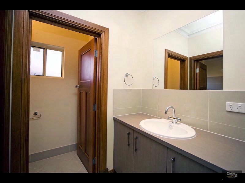 16 Welland Ave, Welland SA 5007