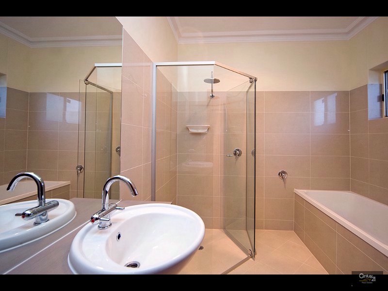 16 Welland Ave, Welland SA 5007