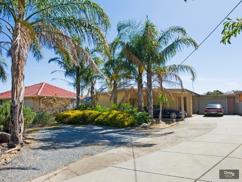 11 Kings Road, Salisbury Downs SA 5108