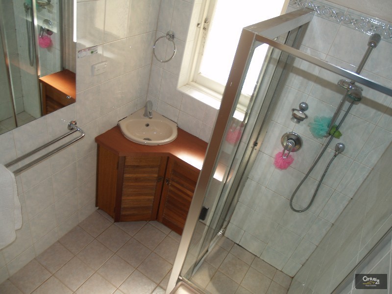 8 Pearson St, Clarence Gardens SA 5039