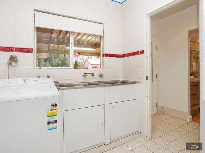 25 Greenbank Rd, Athelstone SA 5076