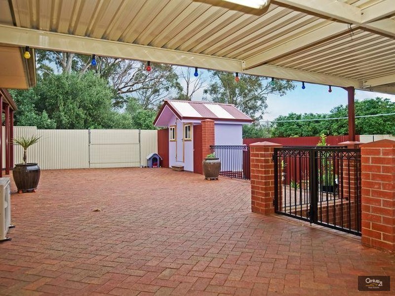 25 Greenbank Rd, Athelstone SA 5076