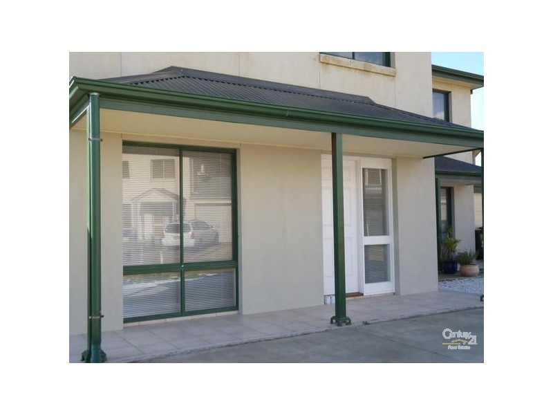 2 St Vincent Close, Hallett Cove SA 5158